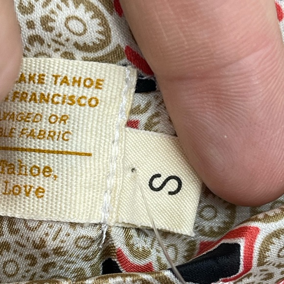 AUM apparel size small satin drawstring pants cream and black design - Picture 5 of 9